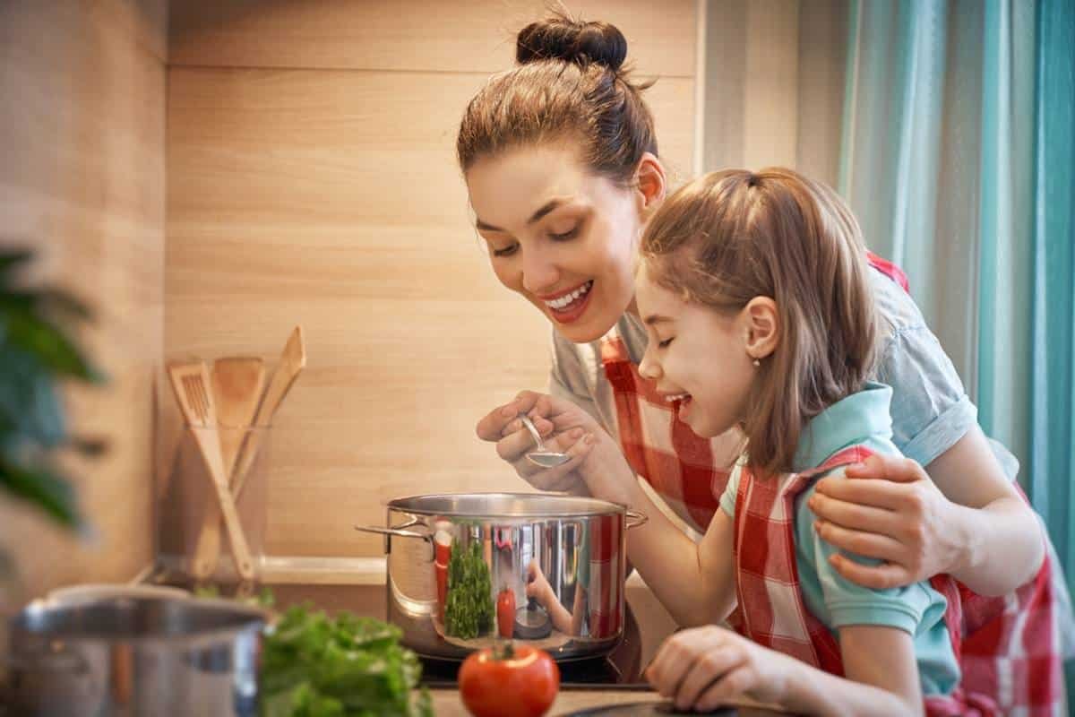 quand chaque centimetre compte reinventez votre petite cuisine