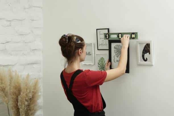 accrocher tableau sans percer mur