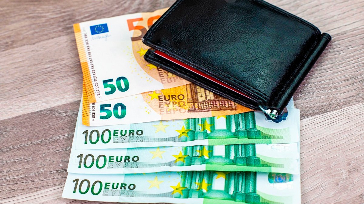 50 et 100 euros