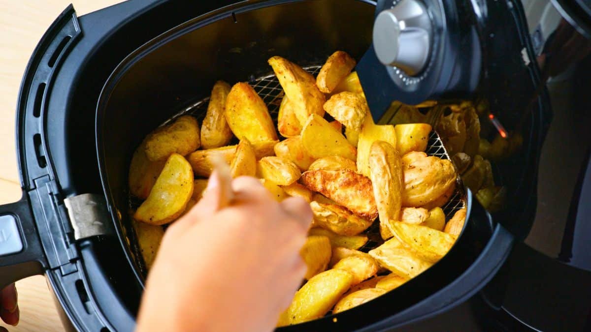 adieu l'airfryer ce nouvel appareil marque le futur de la cuisine en 2025, tout le monde se l'arrache