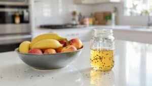 c'est la fin des mouches et des moucherons dans la cuisine, quelques gouttes de ce produit et du vinaigre suffisent