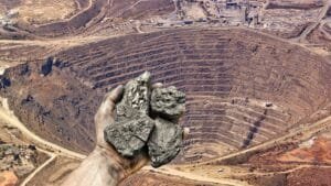 cette mine d'or blanc a été découverte en france  c'est l'un des plus gros gisement en europe