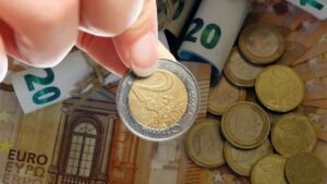 piece de deux euros vaut 2500