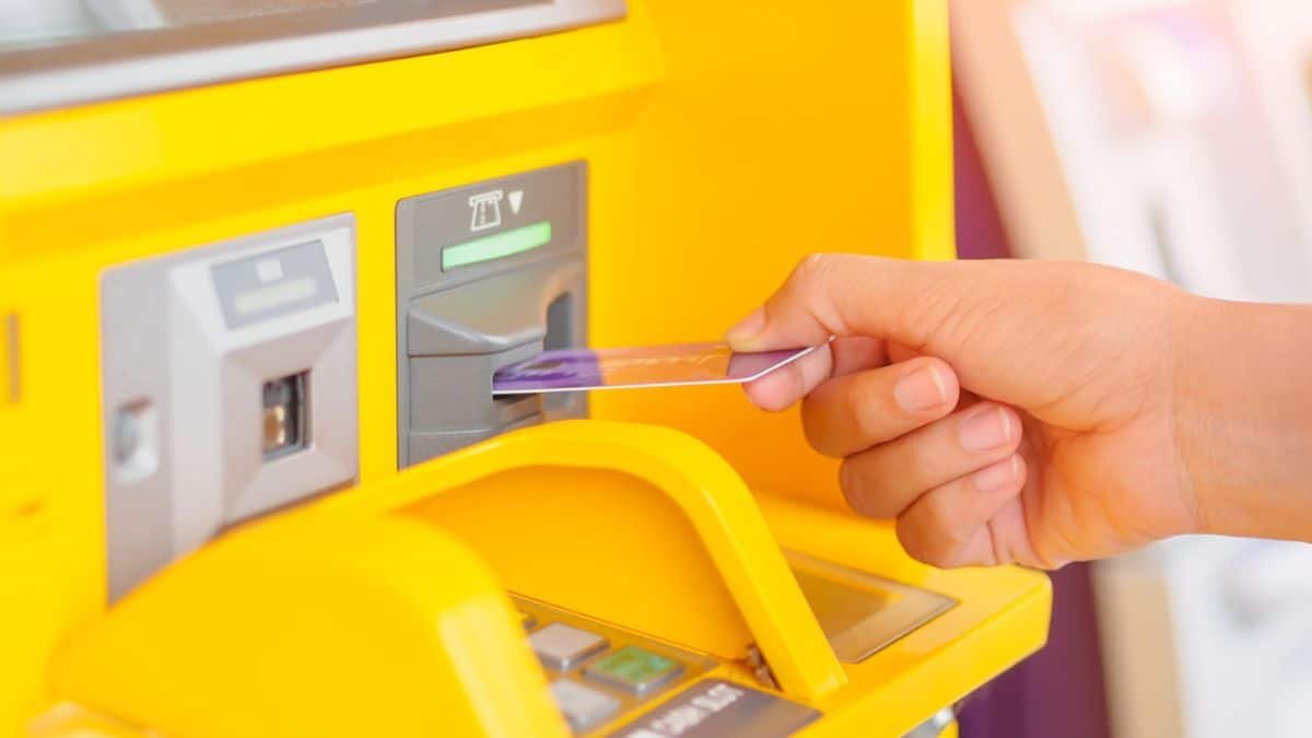 distributeur billet euros (1)